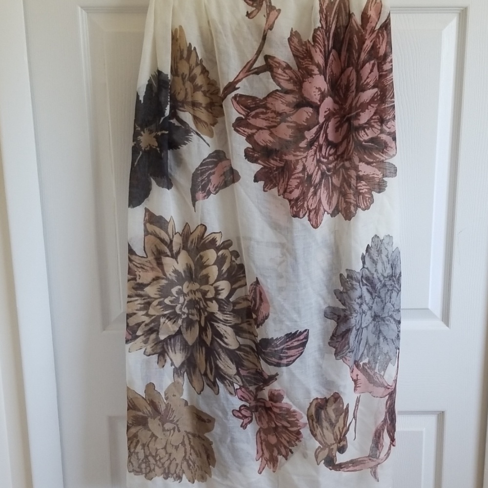 Dahlia Print Scarf
